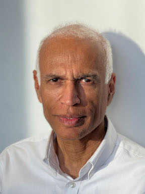 Manil Suri